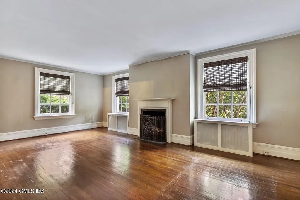 70 Round Hill Road Greenwich CT 06831