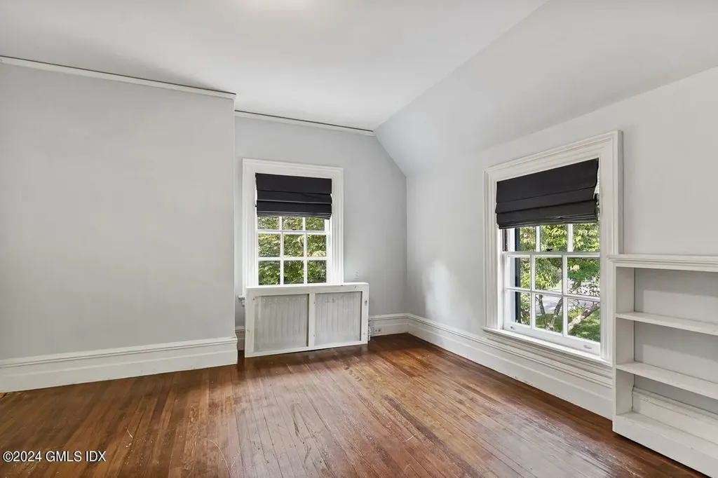 70 Round Hill Road Greenwich CT 06831