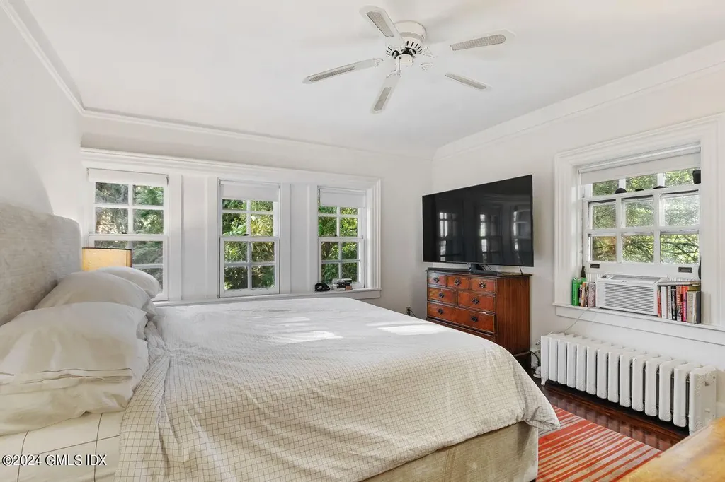 70 Round Hill Road Greenwich CT 06831