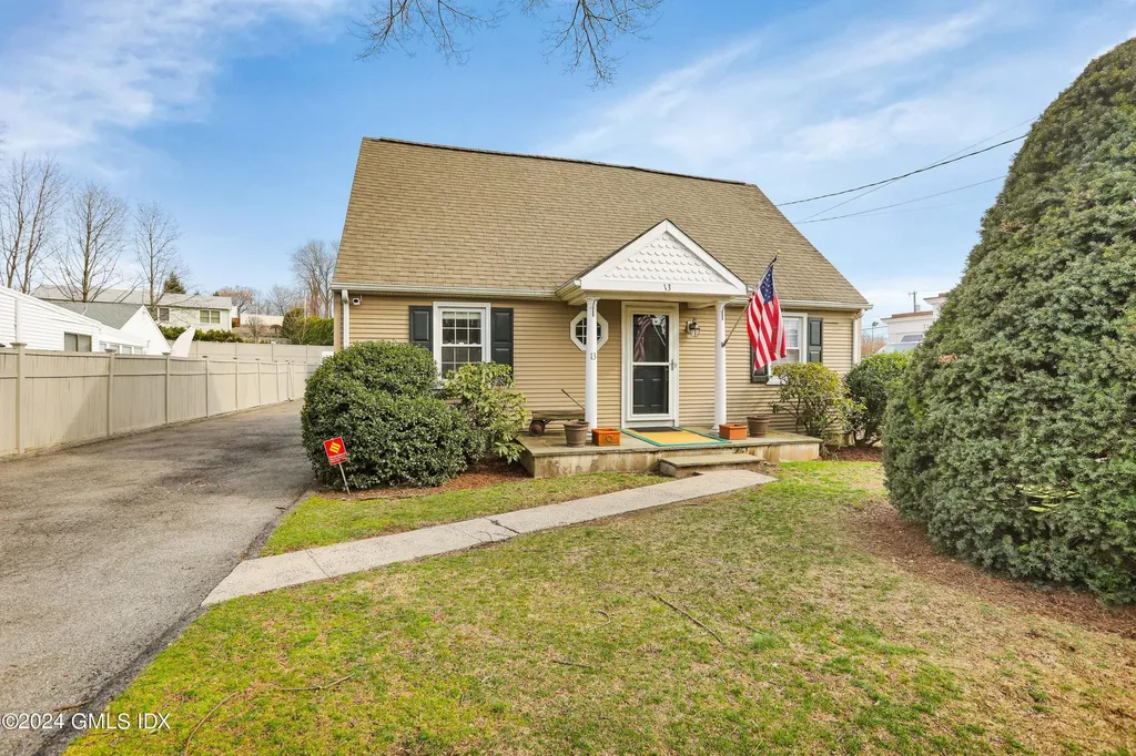 13 Riverside Lane Riverside CT 06878