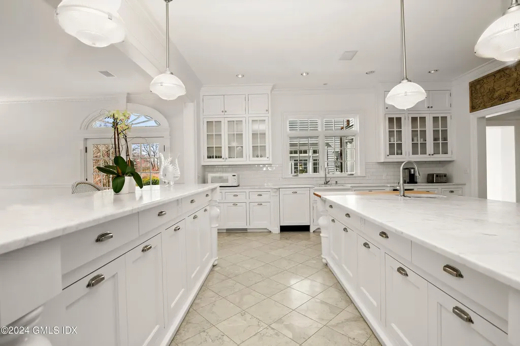 230 Taconic Road Greenwich CT 06831