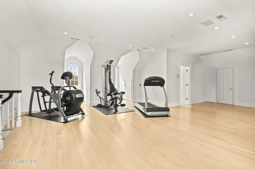 230 Taconic Road Greenwich CT 06831