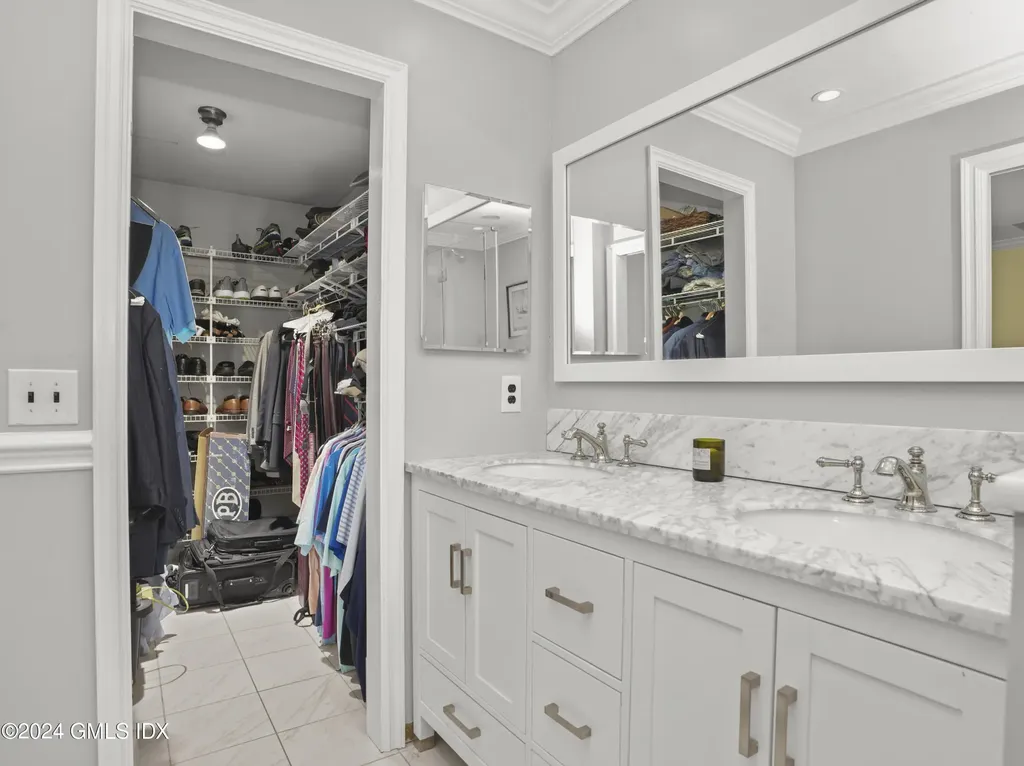102 Silo Circle Riverside CT 06878