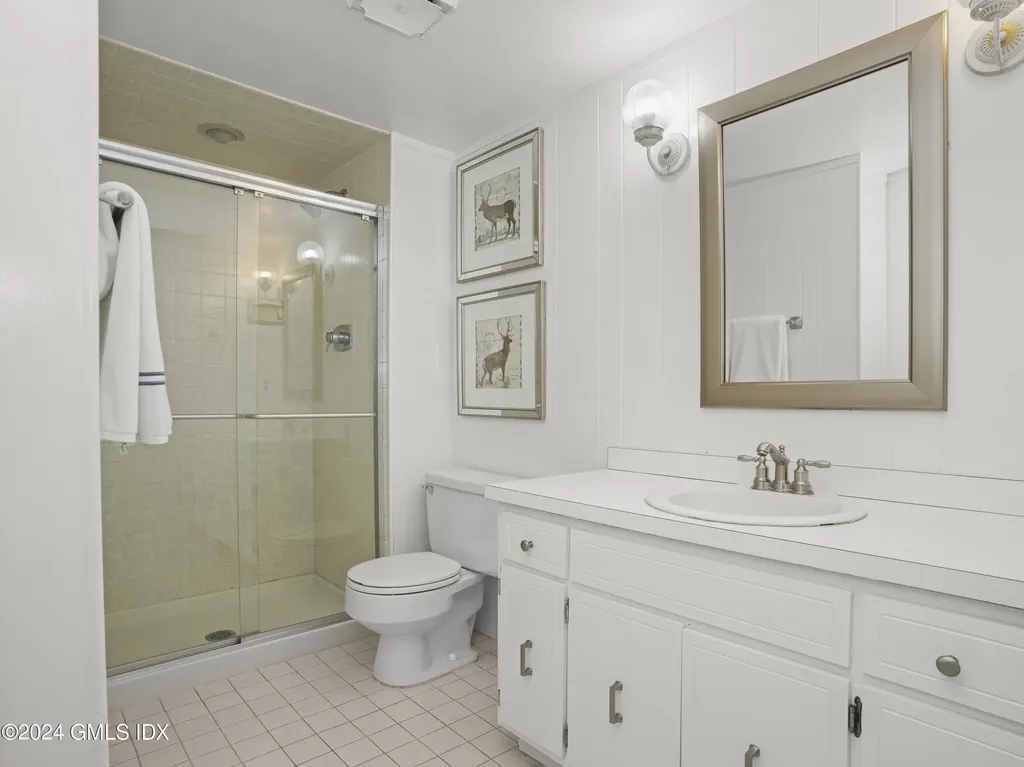102 Silo Circle Riverside CT 06878