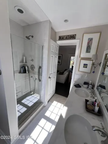 16 Joshua Slocum Dock Stamford CT 06902