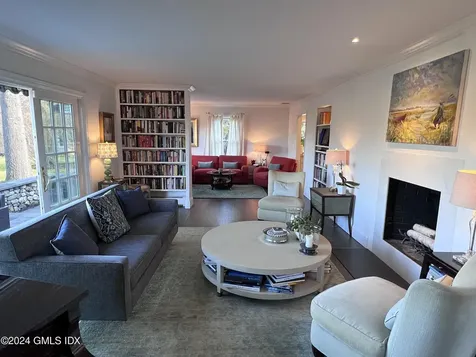 16 Joshua Slocum Dock Stamford CT 06902