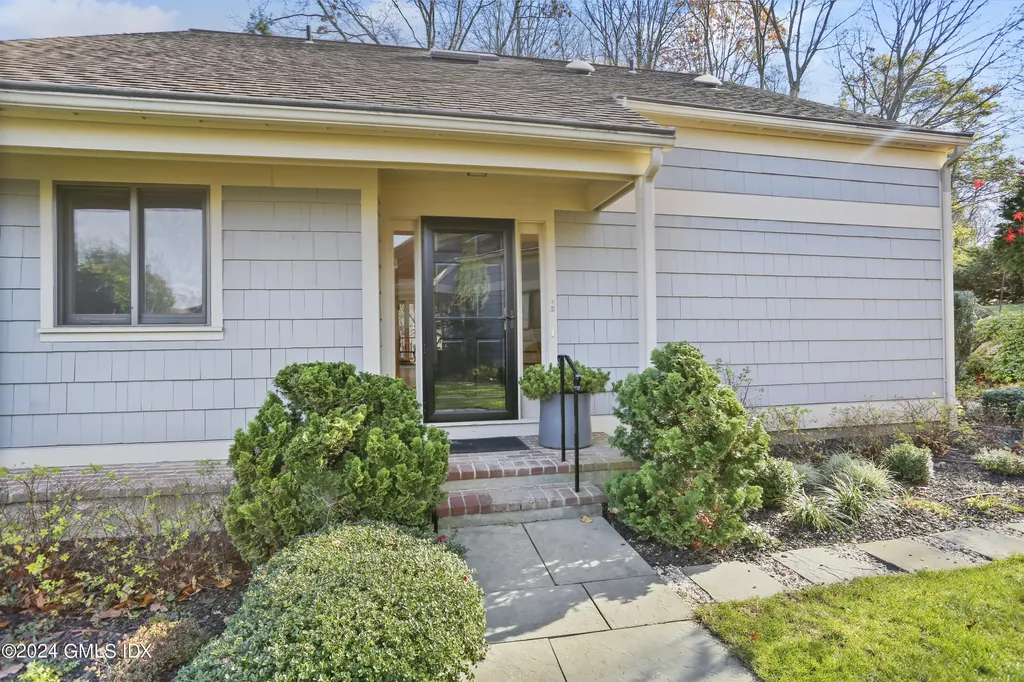 319 W Lyon Farm Drive Greenwich CT 06831
