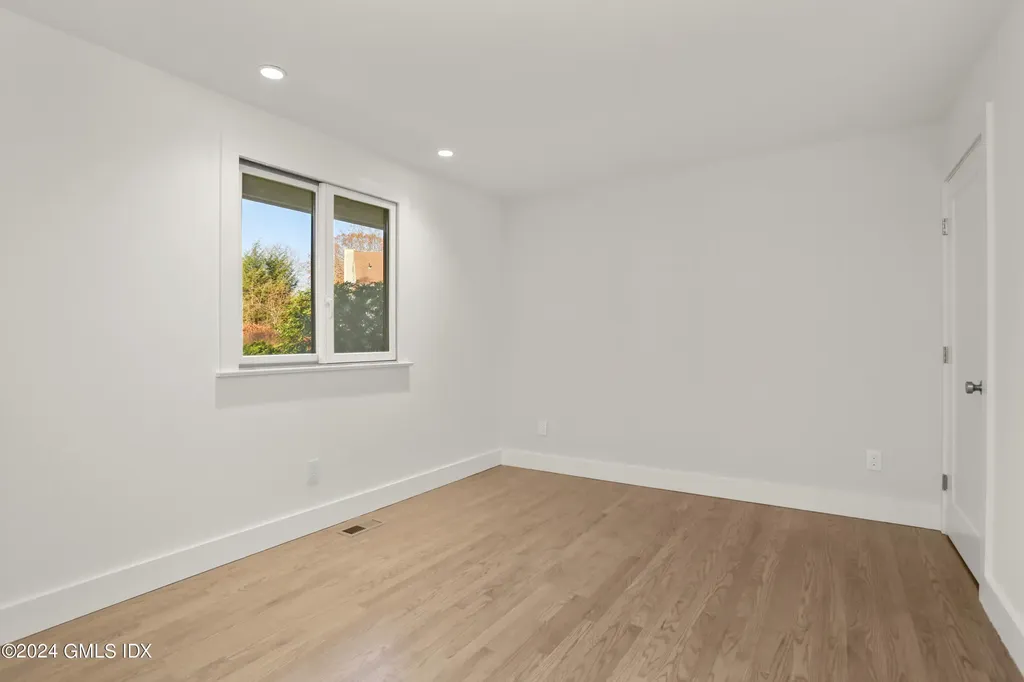 319 W Lyon Farm Drive Greenwich CT 06831