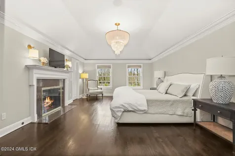 2 Lauder Way Greenwich CT 06830