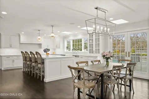 2 Lauder Way Greenwich CT 06830