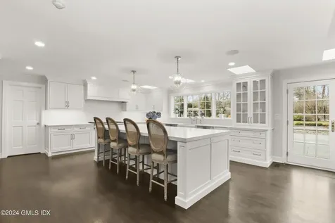 2 Lauder Way Greenwich CT 06830