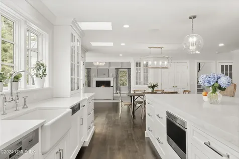 2 Lauder Way Greenwich CT 06830