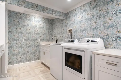 17 Oneida Drive Greenwich CT 06830