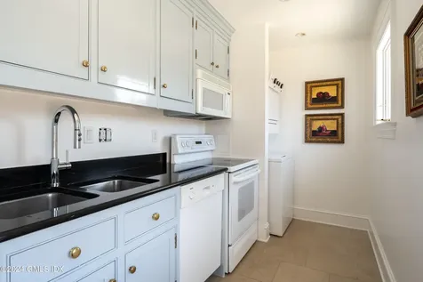 17 Oneida Drive Greenwich CT 06830
