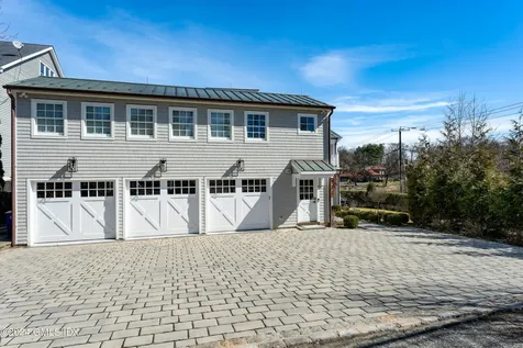17 Oneida Drive Greenwich CT 06830