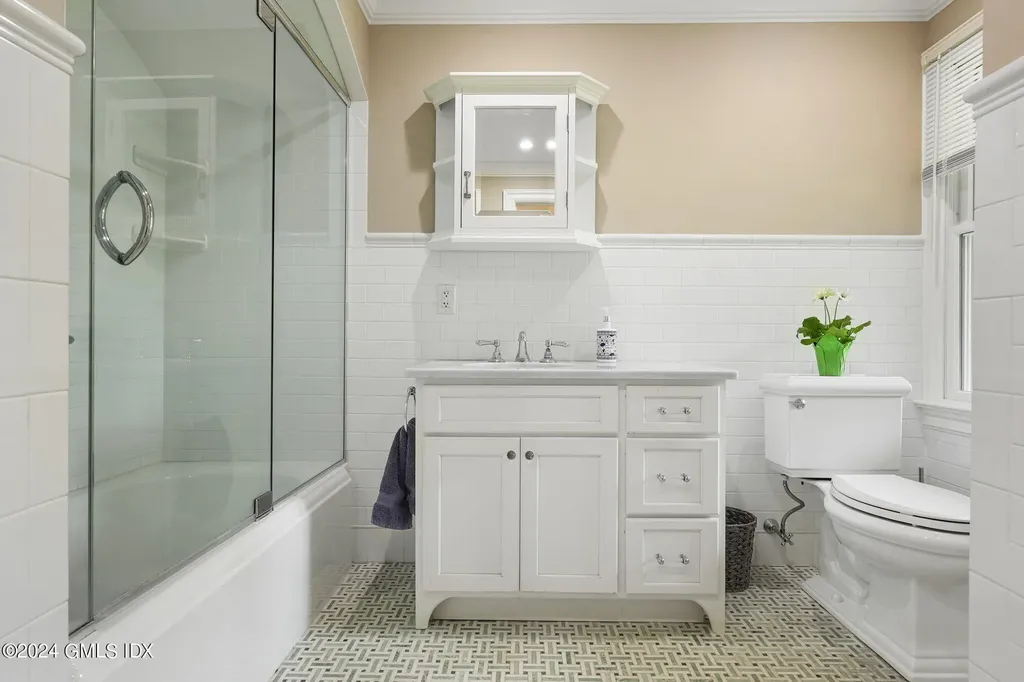 27 Bartina Lane Stamford CT 06902