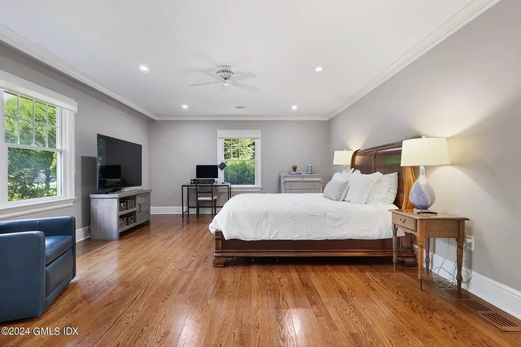 27 Bartina Lane Stamford CT 06902