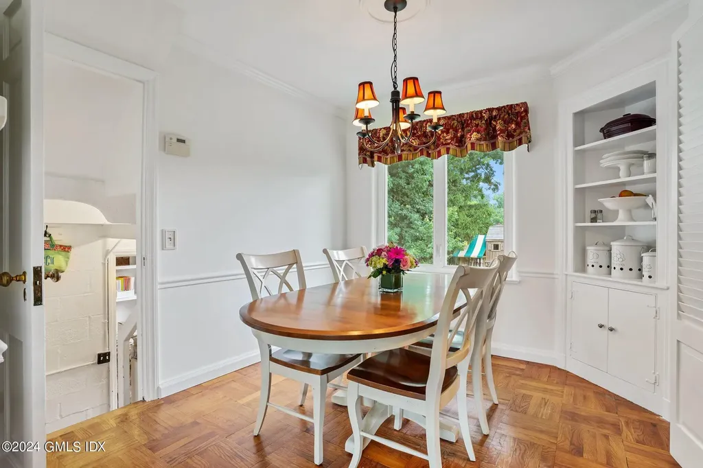 34 Francis Lane Greenwich CT 06831