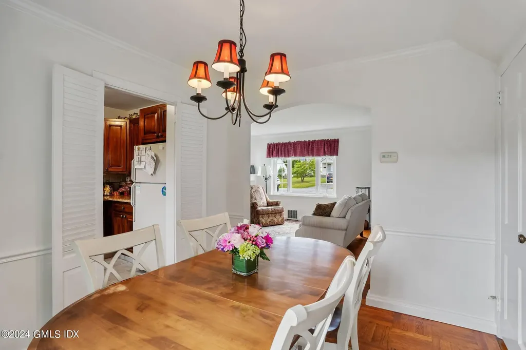 34 Francis Lane Greenwich CT 06831