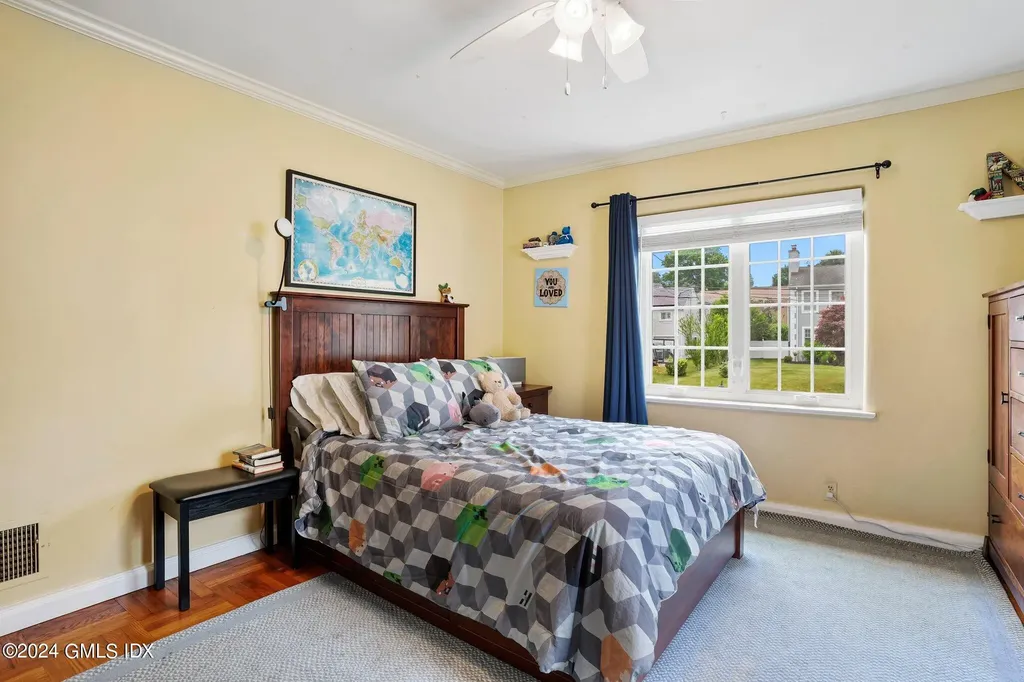 34 Francis Lane Greenwich CT 06831