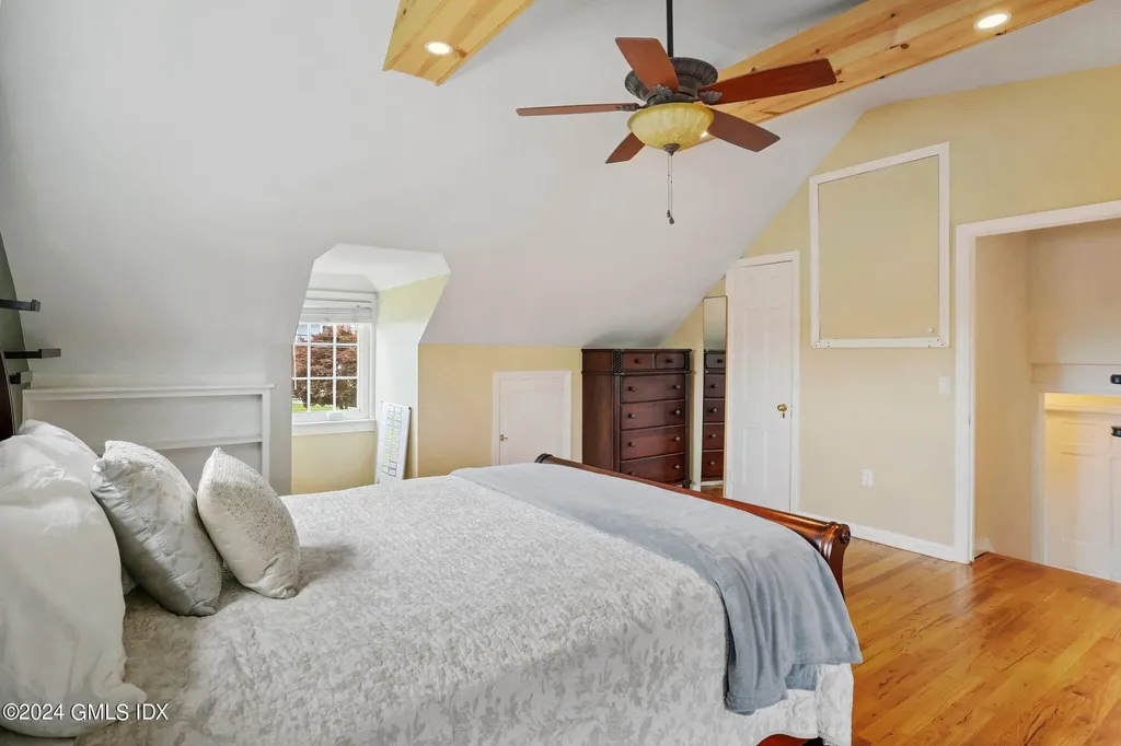 34 Francis Lane Greenwich CT 06831