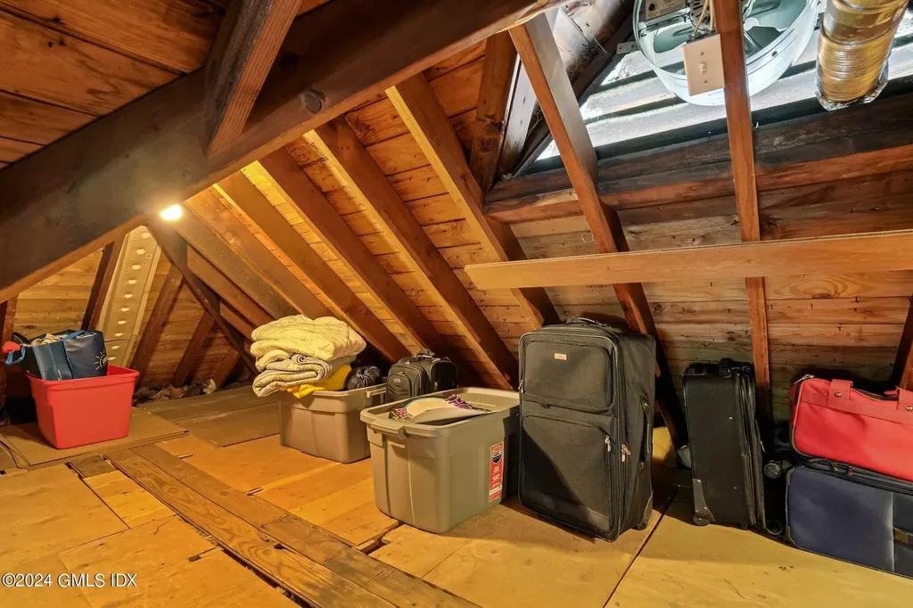 34 Francis Lane Greenwich CT 06831