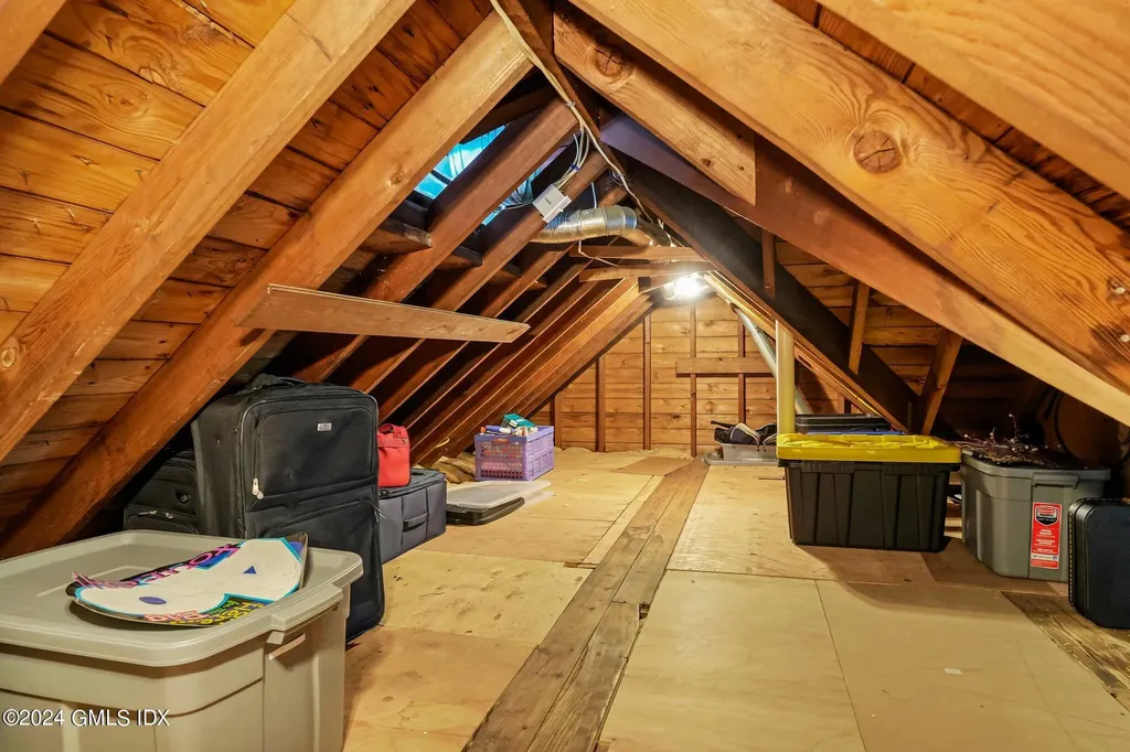 34 Francis Lane Greenwich CT 06831