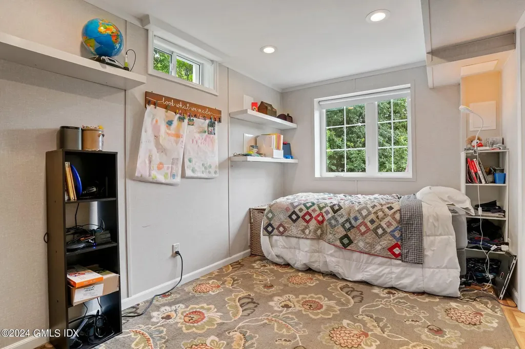 34 Francis Lane Greenwich CT 06831