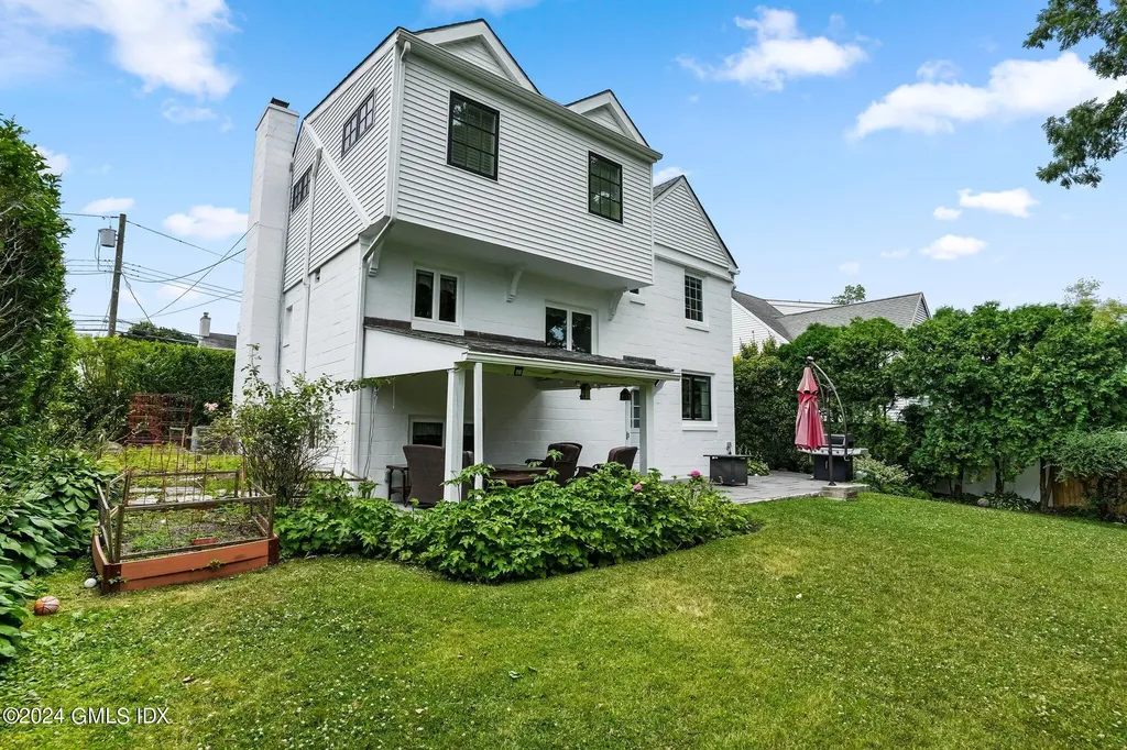 34 Francis Lane Greenwich CT 06831