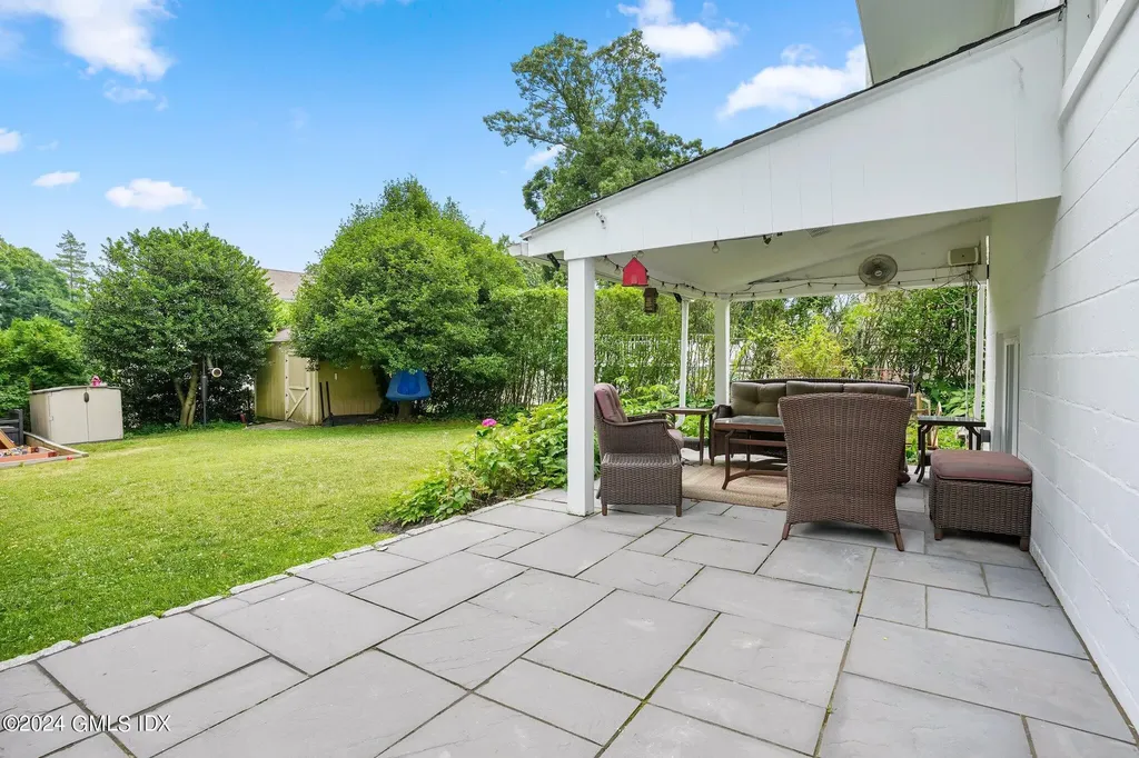 34 Francis Lane Greenwich CT 06831