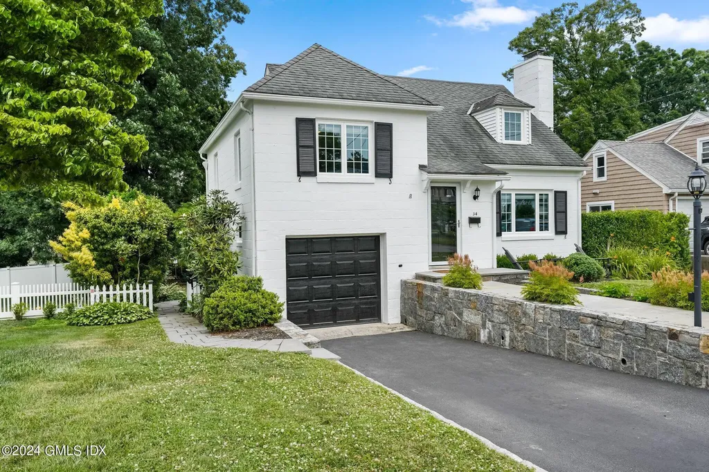 34 Francis Lane Greenwich CT 06831