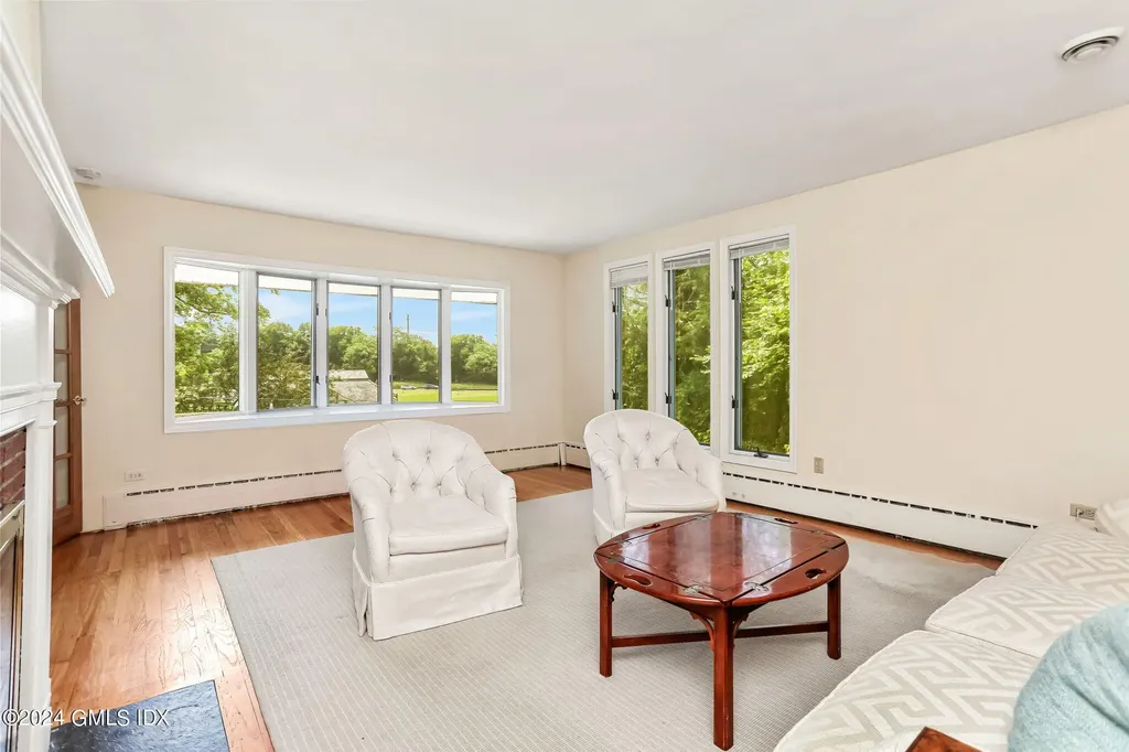 58 Arch Street Riverside CT 06878