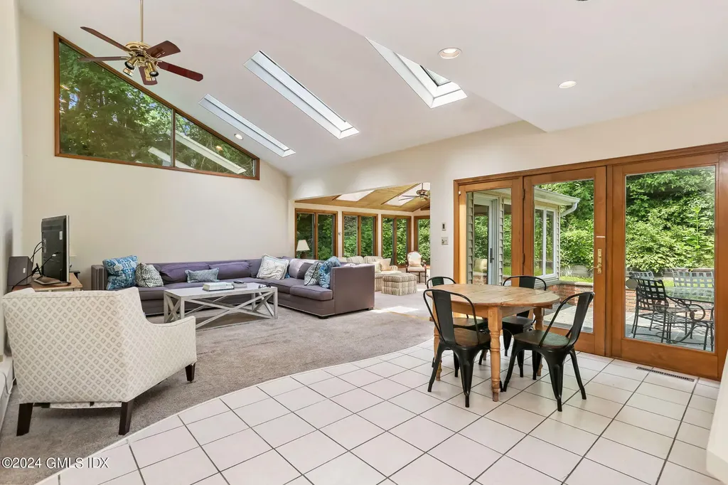 58 Arch Street Riverside CT 06878