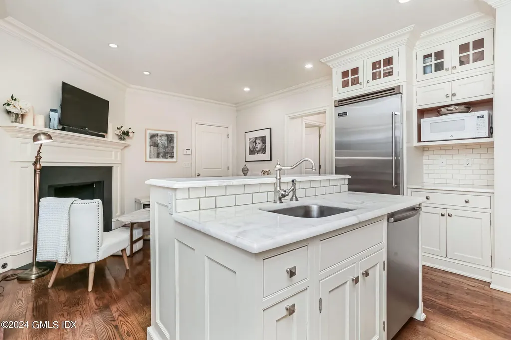 86 E Elm Street Greenwich CT 06830