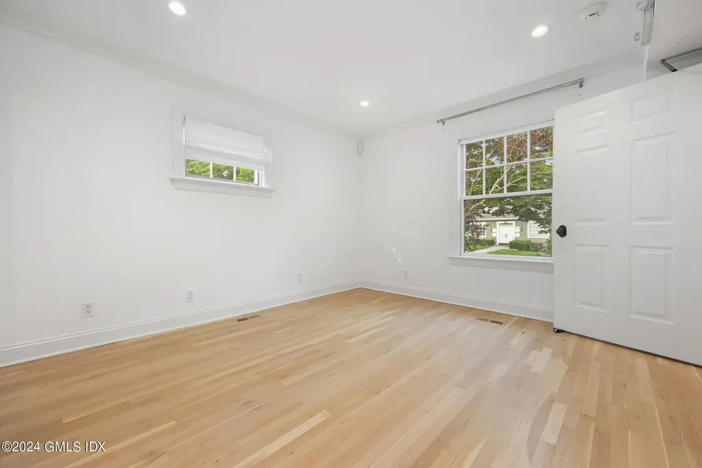 6 Benedict Place Greenwich CT 06830