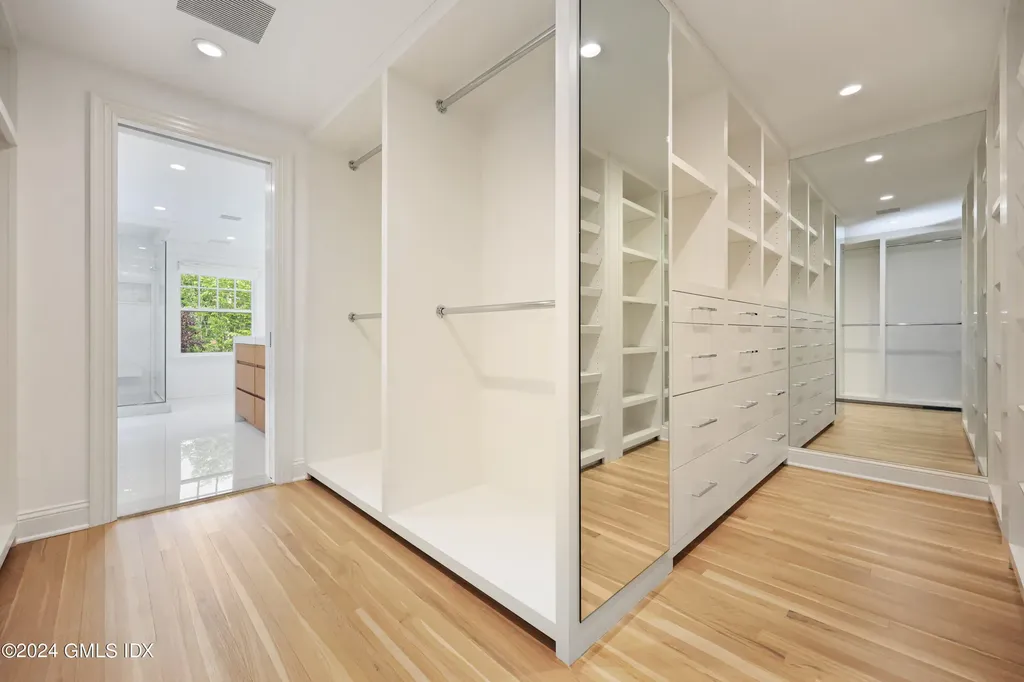 6 Benedict Place Greenwich CT 06830