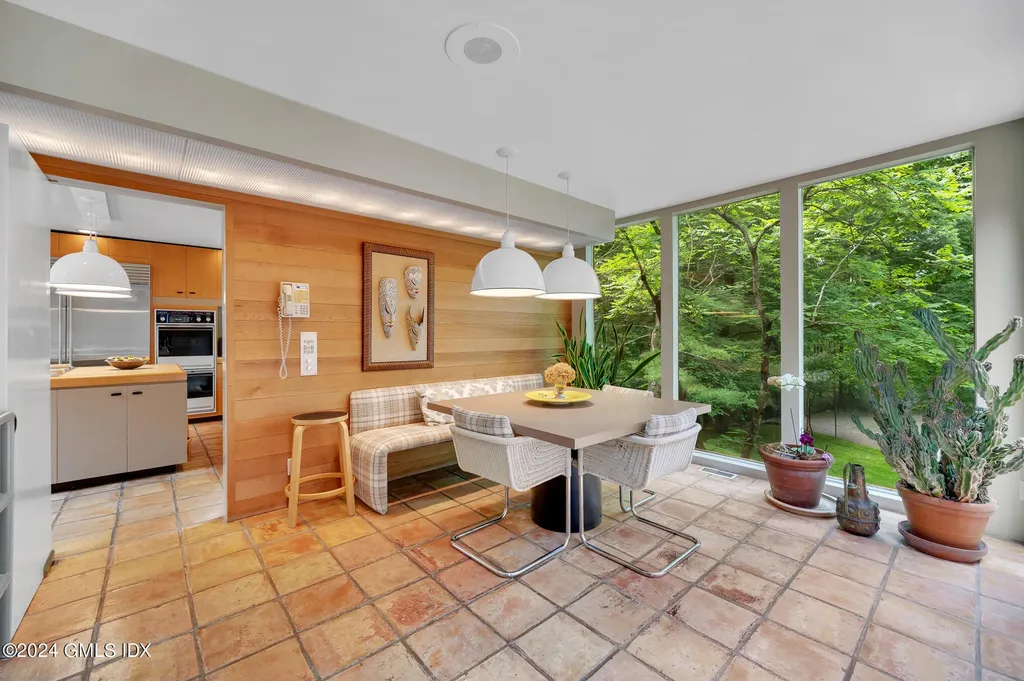 66 Sumner Road Greenwich CT 06831