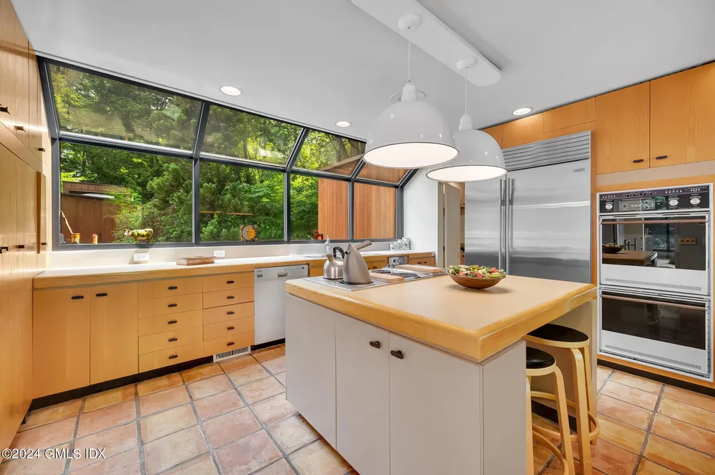 66 Sumner Road Greenwich CT 06831