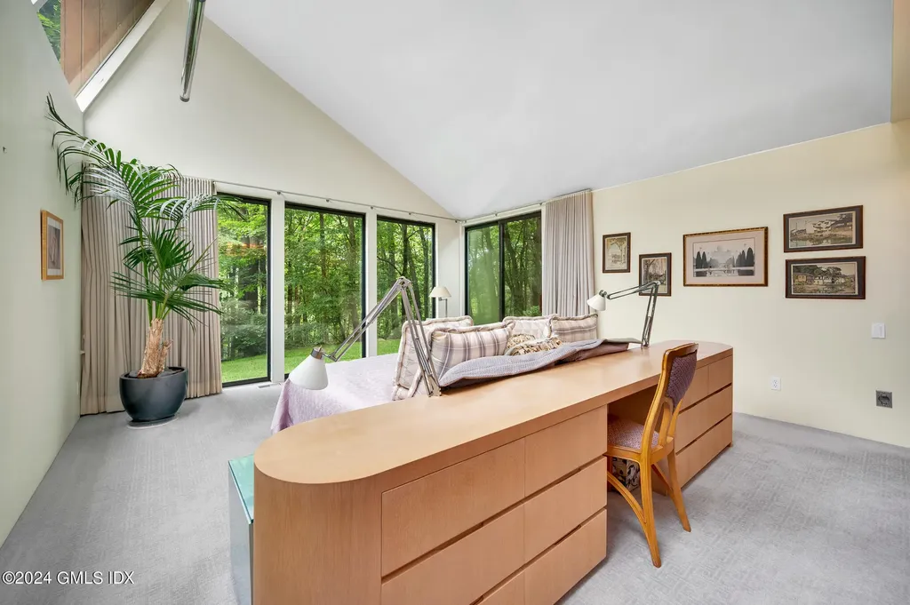 66 Sumner Road Greenwich CT 06831