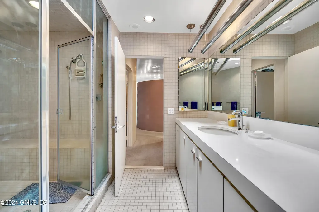 66 Sumner Road Greenwich CT 06831