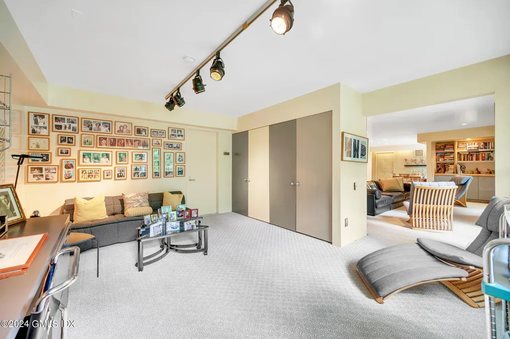 66 Sumner Road Greenwich CT 06831