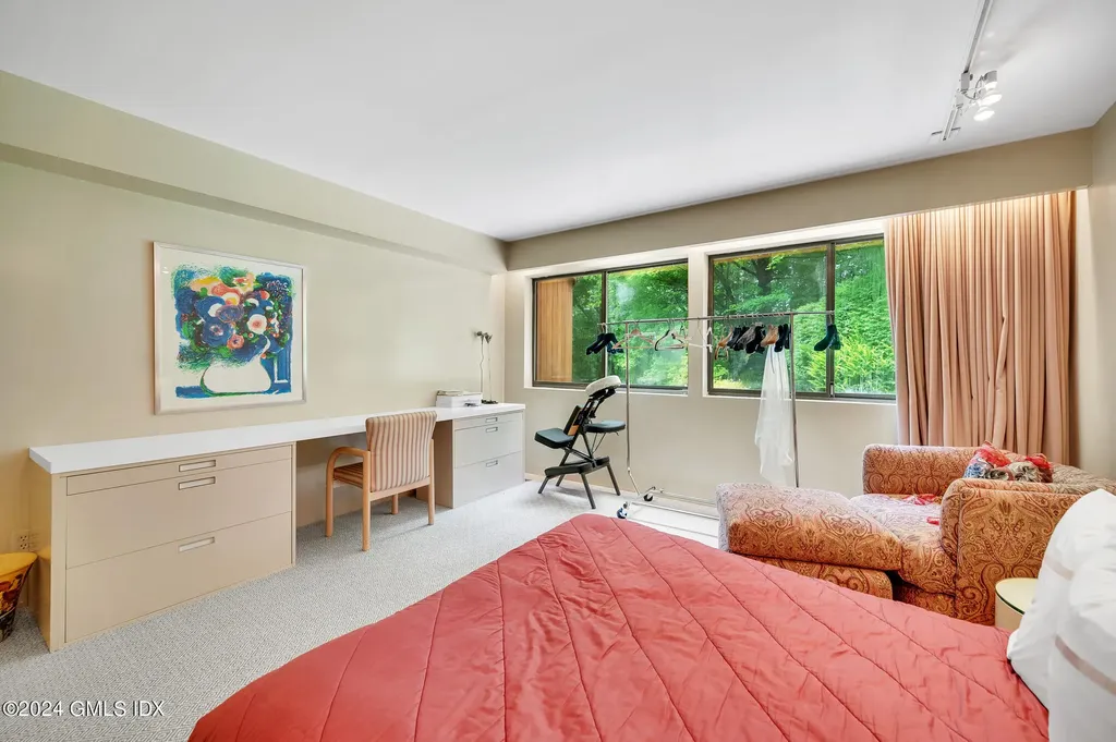 66 Sumner Road Greenwich CT 06831