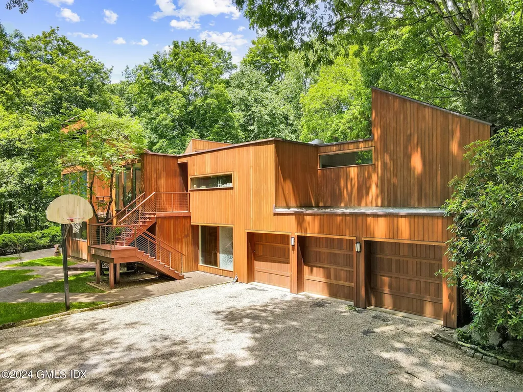 66 Sumner Road Greenwich CT 06831