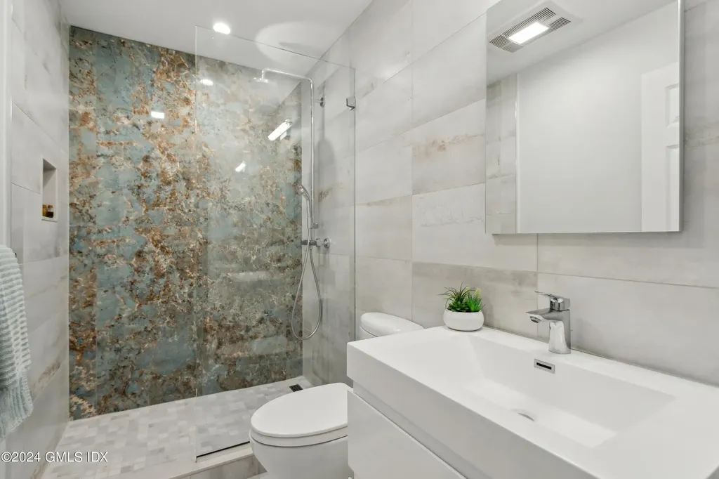 414 W Lyon Farm Drive Greenwich CT 06831