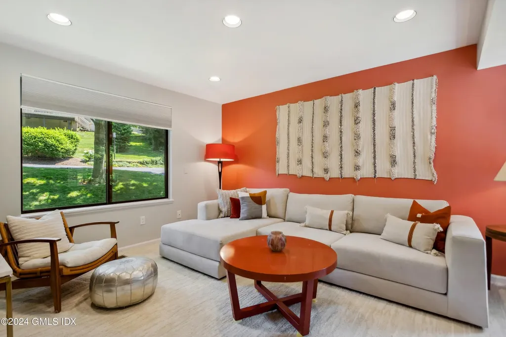 414 W Lyon Farm Drive Greenwich CT 06831