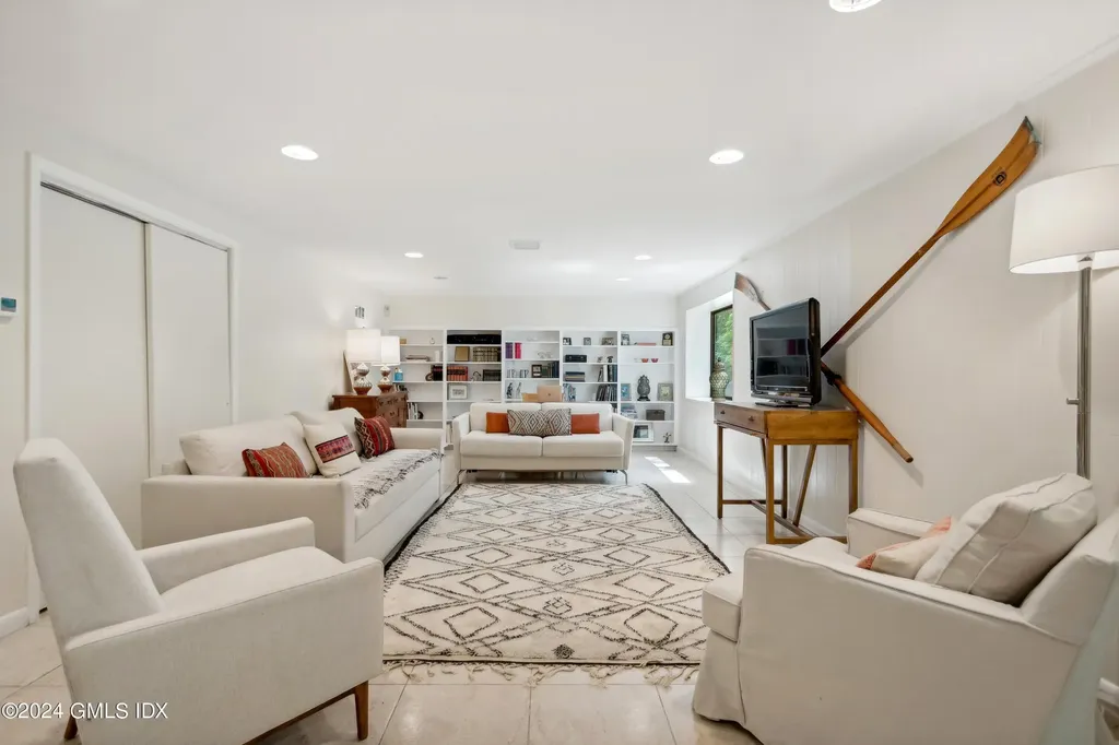 414 W Lyon Farm Drive Greenwich CT 06831