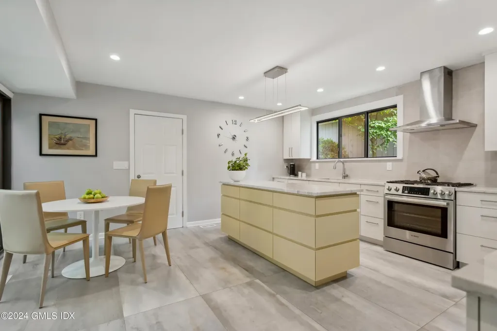 414 W Lyon Farm Drive Greenwich CT 06831