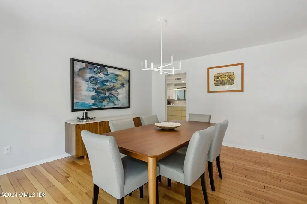 414 W Lyon Farm Drive Greenwich CT 06831