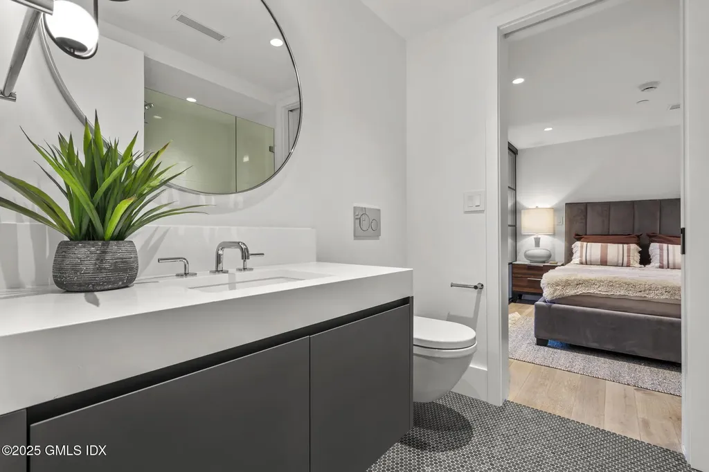 41 Richmondville Avenue Westport CT 06880