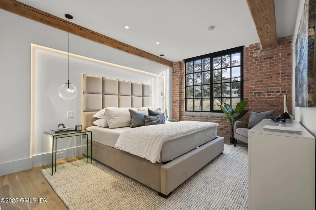 41 Richmondville Avenue Westport CT 06880